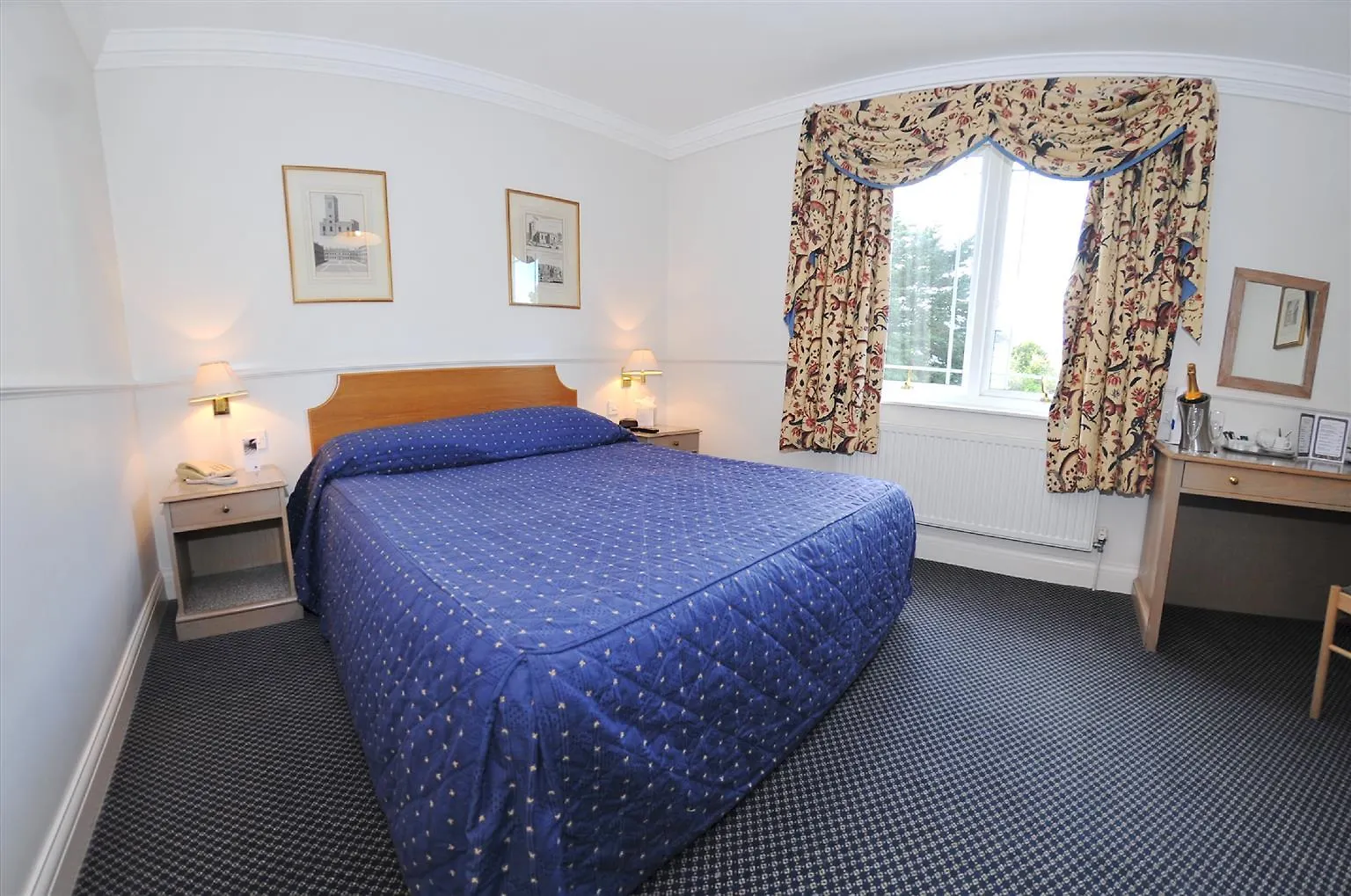 Montague Hotel Bournemouth 3*,